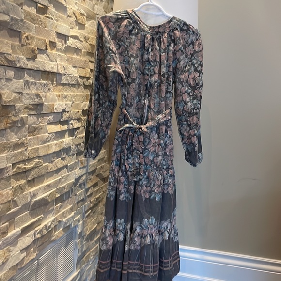 Vintage 1970’s Floral Dress - Picture 8 of 8